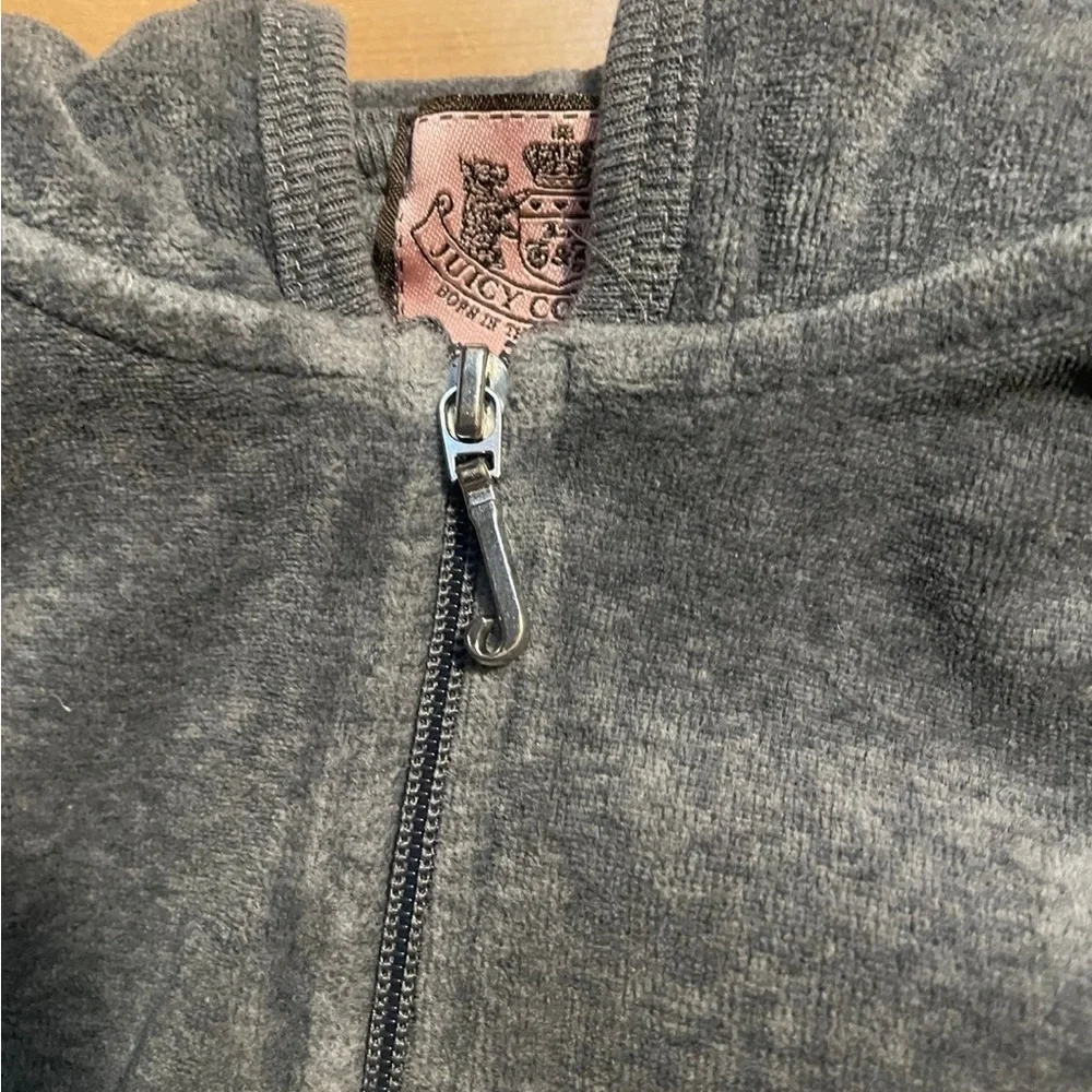 Juicy Couture vintage “her majesty” Gray and Pink Velour tracksuit Hoodie
